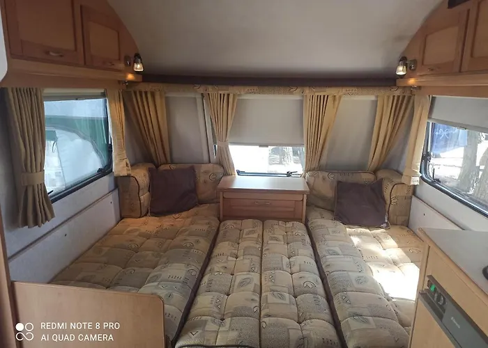 אתר קמפינג Paradise Camp הל