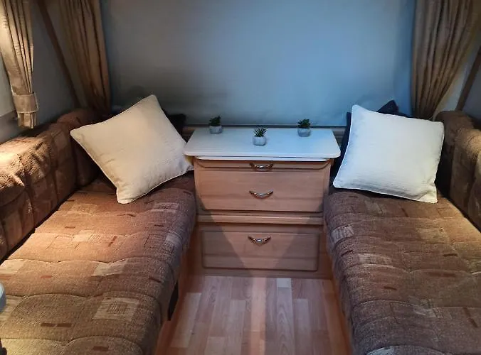 Paradise Camp אתר קמפינג הל